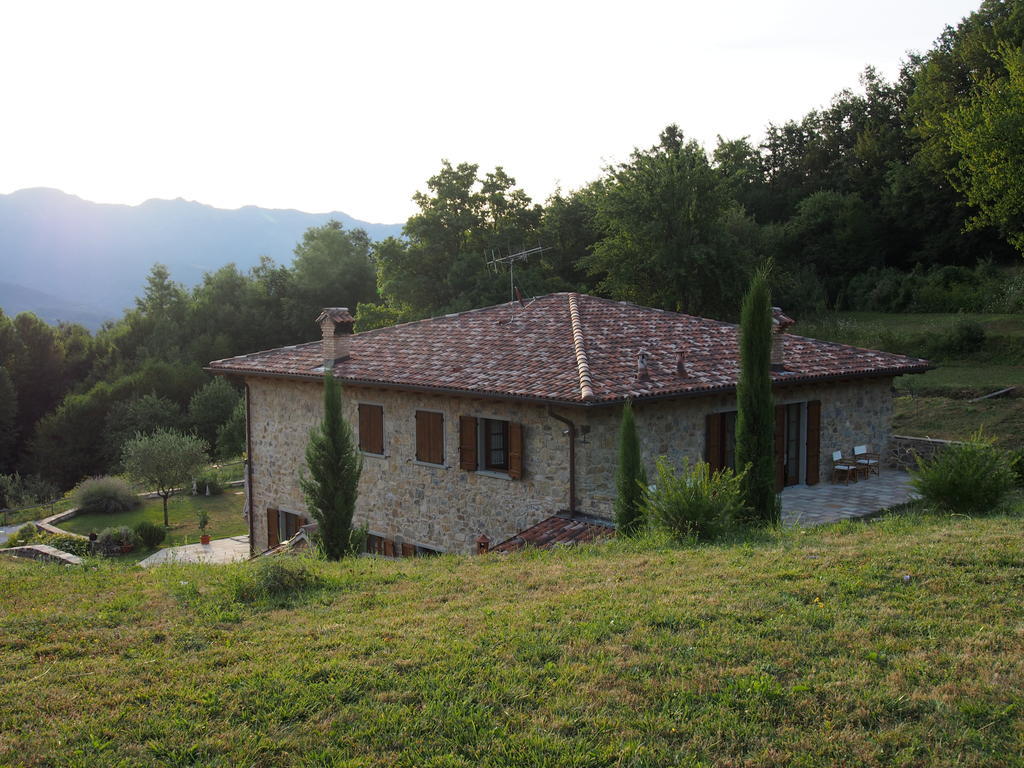 Il Giardino Di Rosmarino Bed and Breakfast Pontremoli Exteriör bild